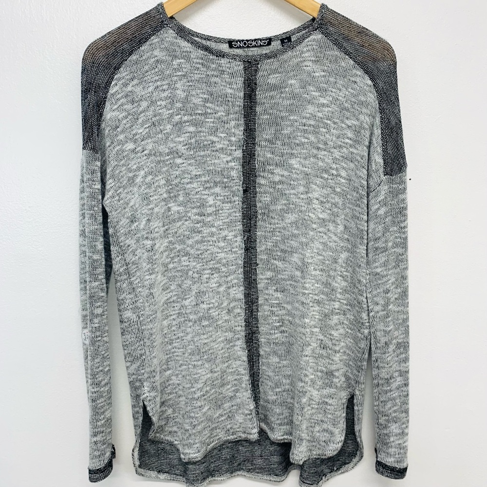 Vtg Sno Skins Thin Waffle Knit Top Woman Medium Gray Oversize Light Stretch